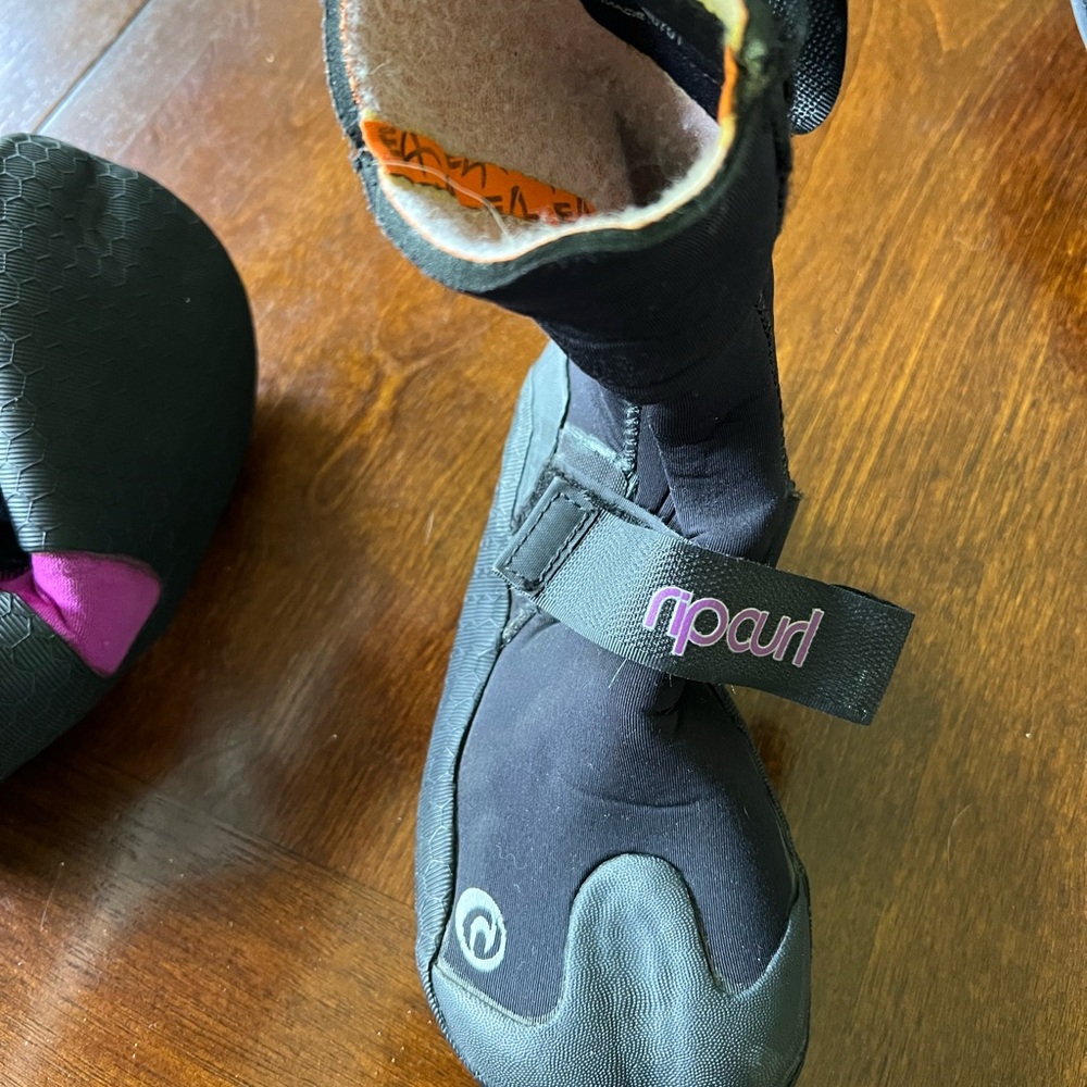 Rip Curl Black Water Shoes for Superior Aquatic Performance